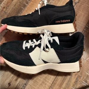 New Balance 327 Black W 7.5
